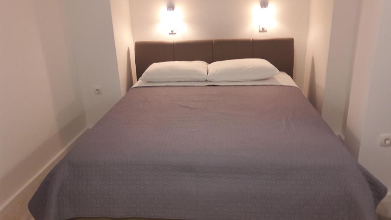 Ema Apartment *